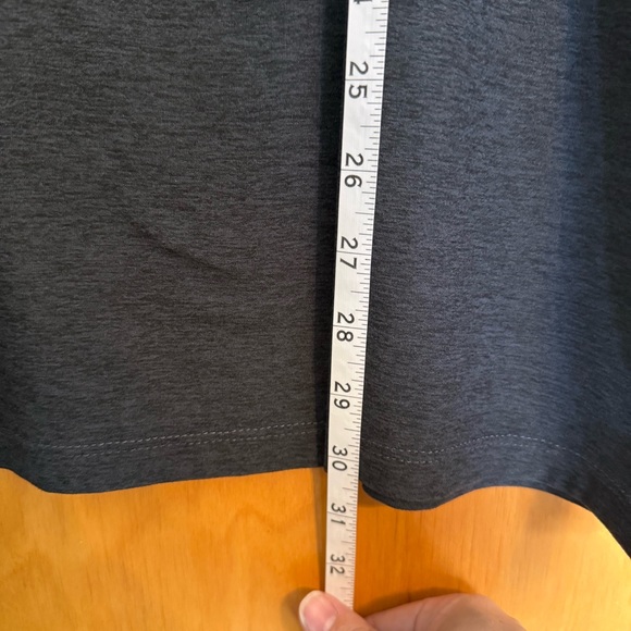 Vuori Strato Tech Polo Shirt Mens XL Gray Performance Stretch Short Sleeve - Picture 7 of 9